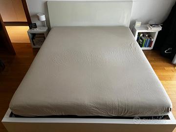 Letto matrimoniale con rete Santa Lucia