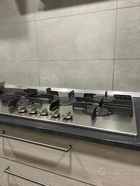 Piano cottura a gas Hotpoint Ariston 5 fuochi
