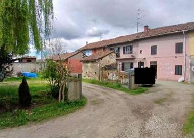 Casa a Langosco (PV)
