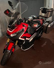 Honda XADV 750  Travel Edition