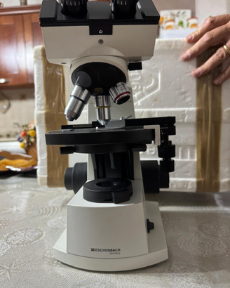 Microscopio eschenbach