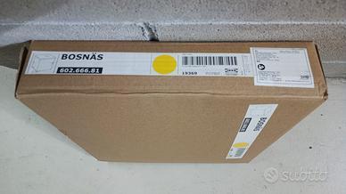 Sgabello contenitore IKEA Bosnas.