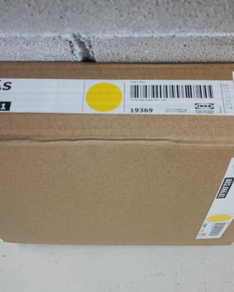 Sgabello contenitore IKEA Bosnas.
