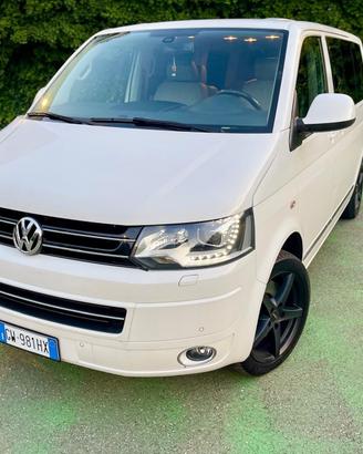 Volkswagen Multivan 2.0 BiTDI 180CV DSG Highline