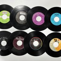 Lotto 6 - Composto da 8 vinili 45 GIRI vari artist