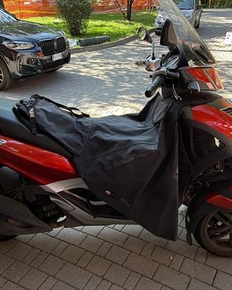 Piaggio MP3 300 LT Yourban 2017 – €1.200