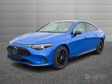 MERCEDES-BENZ CLA 250+ con tecnologia EQ