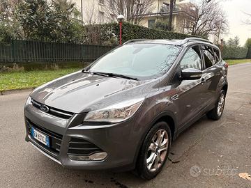 Ford Kuga 2.0 TDCI 163 CV 4WD Powershift Titanium