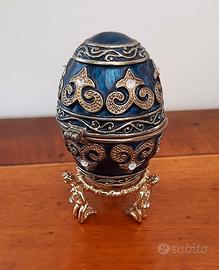 Uovo in stile Fabergè