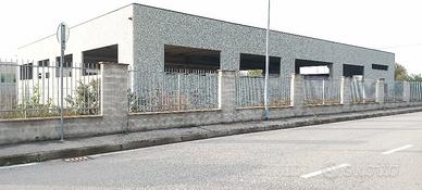 Capannone industriale laboratorio magazzino