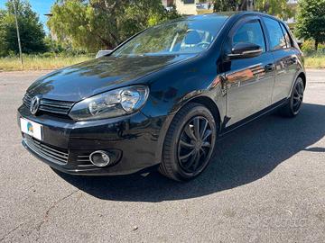 Volkswagen Golf 1.6 TDI GARANZIA 12 MESI Comfortli