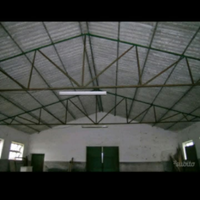 Terreno con due strutture