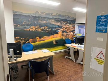 Stanza in ufficio condiviso