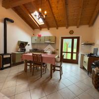 CASA SEMINDIPENDENTE A TEGLIO