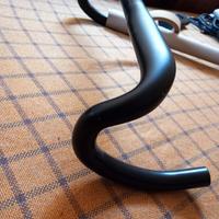 manubrio in carbonio nuovo 420mm 