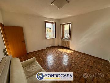 Casa semindipendente - Monsampolo del Tronto