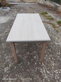 tavolo in legno 