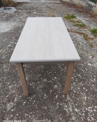 tavolo in legno 