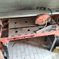 Macchina taglio piastrelle esterni interni