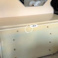 Comò + coppia comodini+ specchio