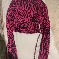 Maglia con lacci con schiena scoperta .