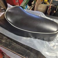 Sella rivoderata vespa 50 special 