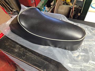 Sella rivoderata vespa 50 special 