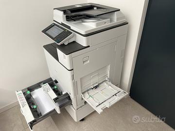 Fotocopiatrice multifunzione Ricoh MP C2011