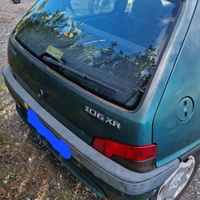 Peugeot modello 106 XR