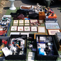 Oggettistica varia per mercatino