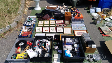 Oggettistica varia per mercatino