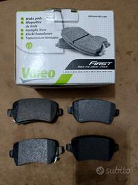 Pasticche auto posteriori Opel Meriva