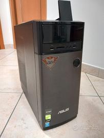 Computer desktop da ufficio/gioco
