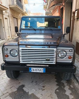 Land Rover Defender (2012)