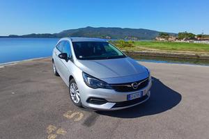 Opel astra sport tourer 1.5 diesel automatica 2021