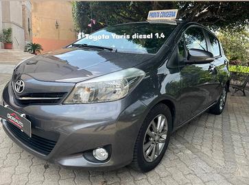 NUEW ARRIVO TOYOTA MODELLO YARYS 5 PORTE1,4 DIESEL