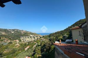 MULTILOCALE A VENTIMIGLIA