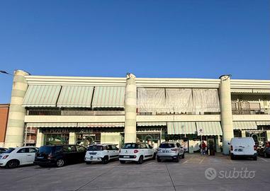 5 LOCALI A BORGARO TORINESE