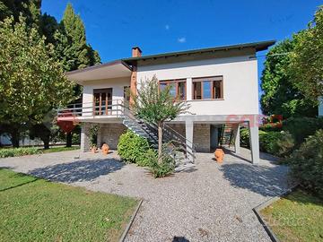 Villa singola Dormelletto [507VRG]