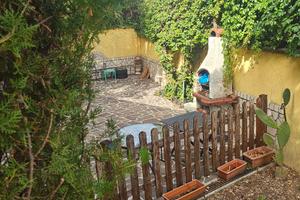 Avezzano casa singola centralissima  