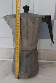 caffettiera della nonna vintage