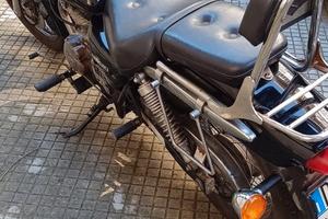 Suzuki GZ Marauder 250 - 2007