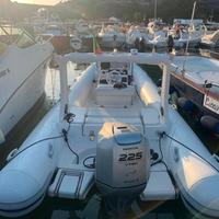 Mariner 750 CVR +Honda 225 HP