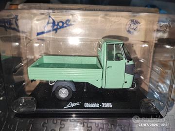 Modellino Ape Piaggio Classic 2006 scala 1 32 