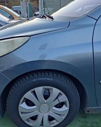 Parafango sinistro PEUGEOT 207 del 2007