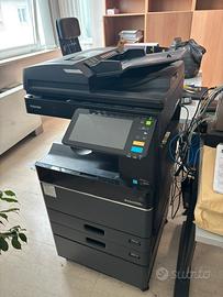 Stampante e fotocopiatrice da ufficio
