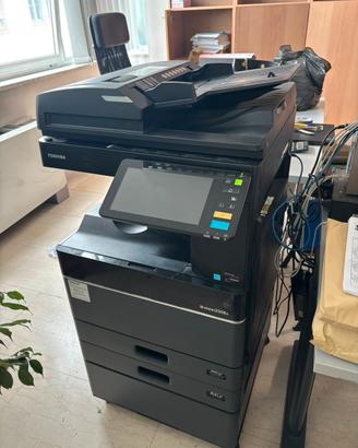 Stampante e fotocopiatrice da ufficio