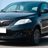 Lancia Ypsilon 1.0 FireFly 5 porte S&S Hybrid Albe