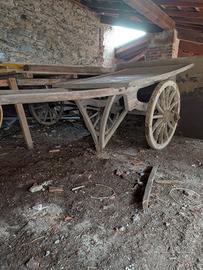 carro in legno 