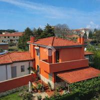 PORZIONE DI TRIFAMILIARE A MONTALTO DI CASTRO